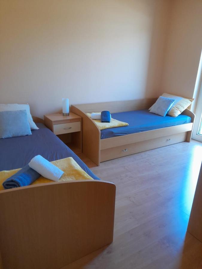 Holiday Home Anita Unesic Buitenkant foto
